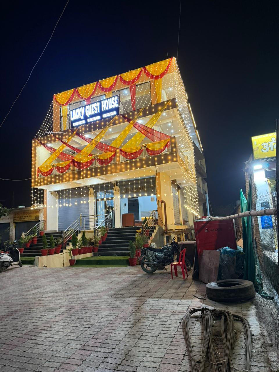 Special Discounts for Castles Tour – Hotel Lucky Orchcha